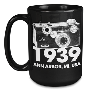 Argus C3 35mm Film Rangefinder Camera 15oz Black Mug